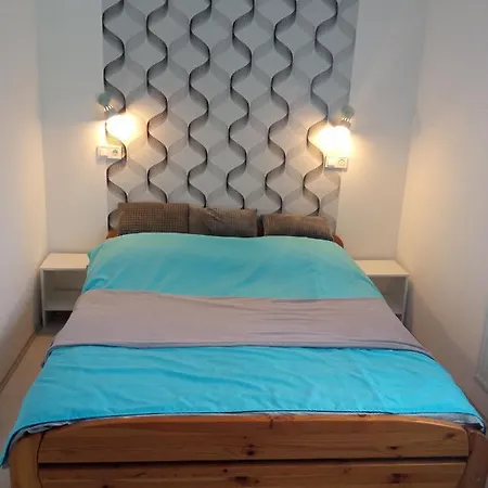 Kiss-szollosi Vendeghaz Ii Lola Apartment *